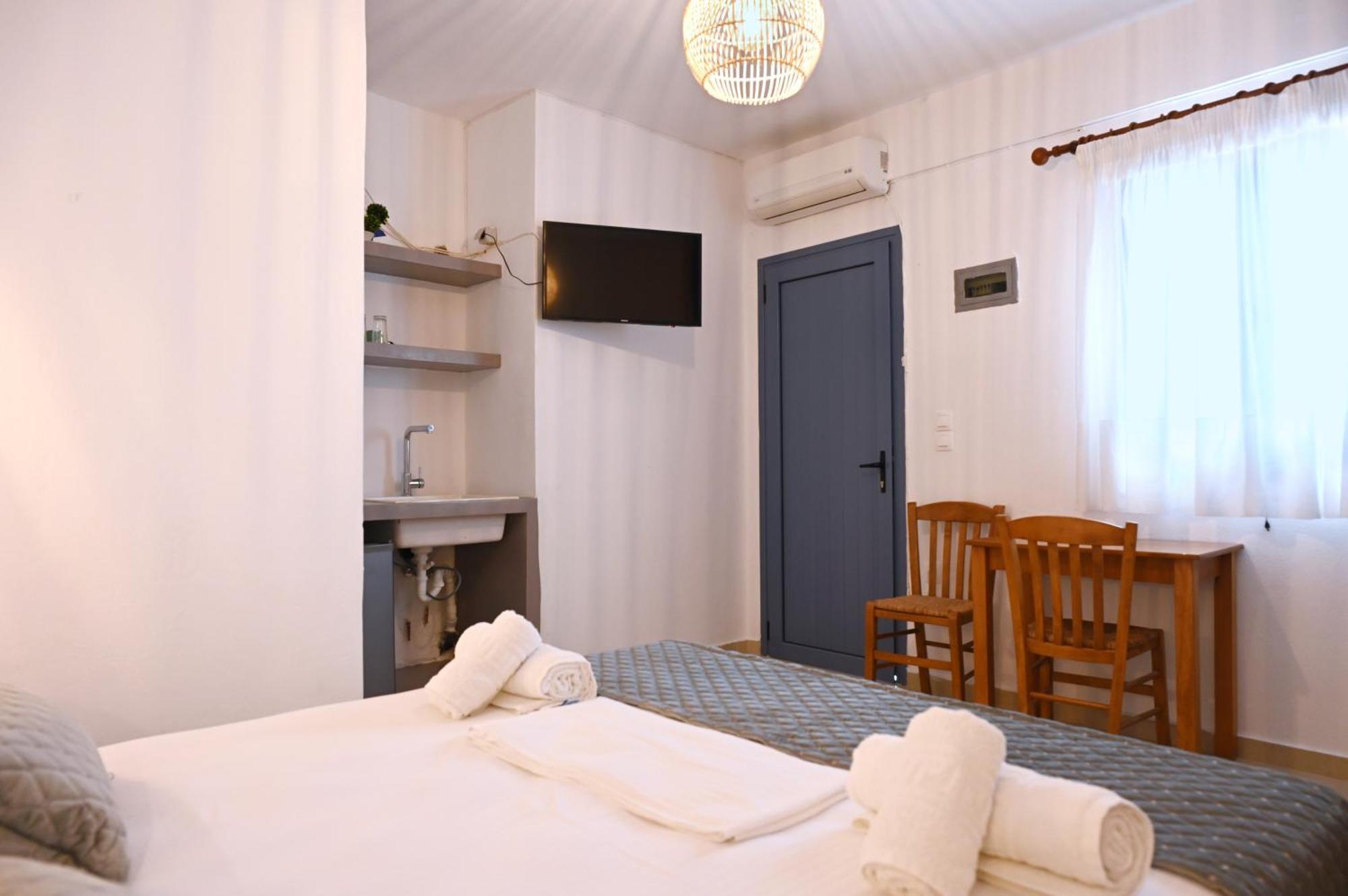 Oneiro Rooms Kythnos Kanala ภายนอก รูปภาพ
